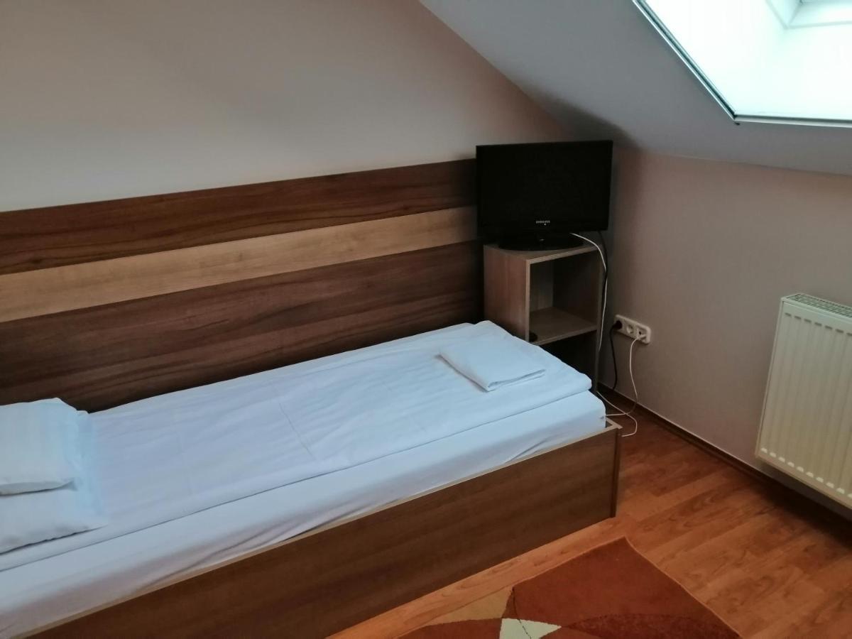 Csipkeház Apartman Cserkeszőlő Esterno foto
