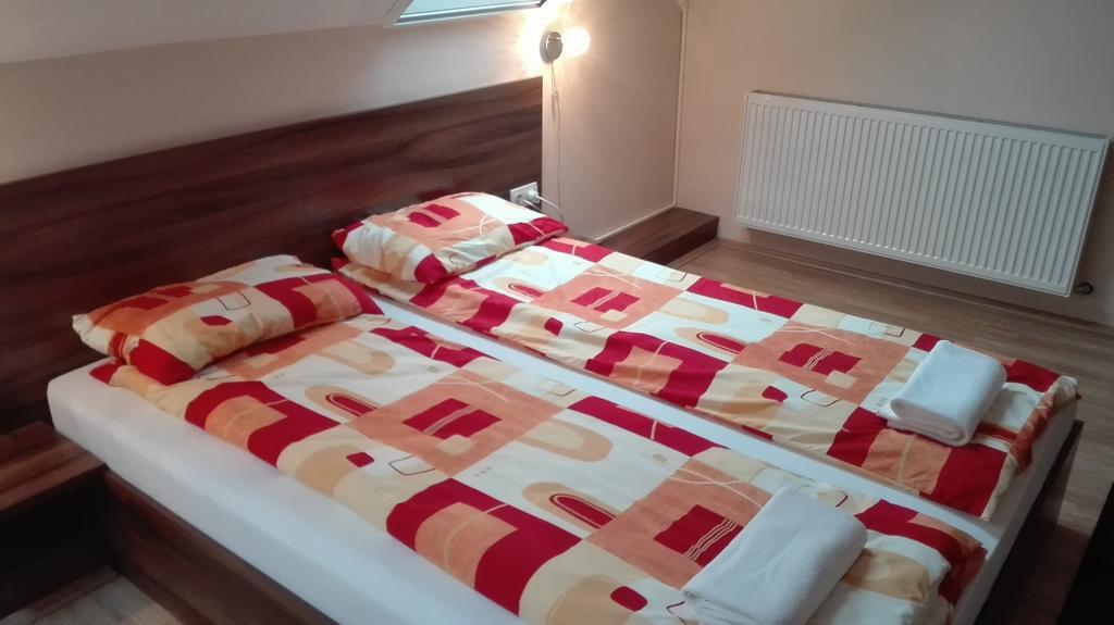 Csipkeház Apartman Cserkeszőlő Esterno foto